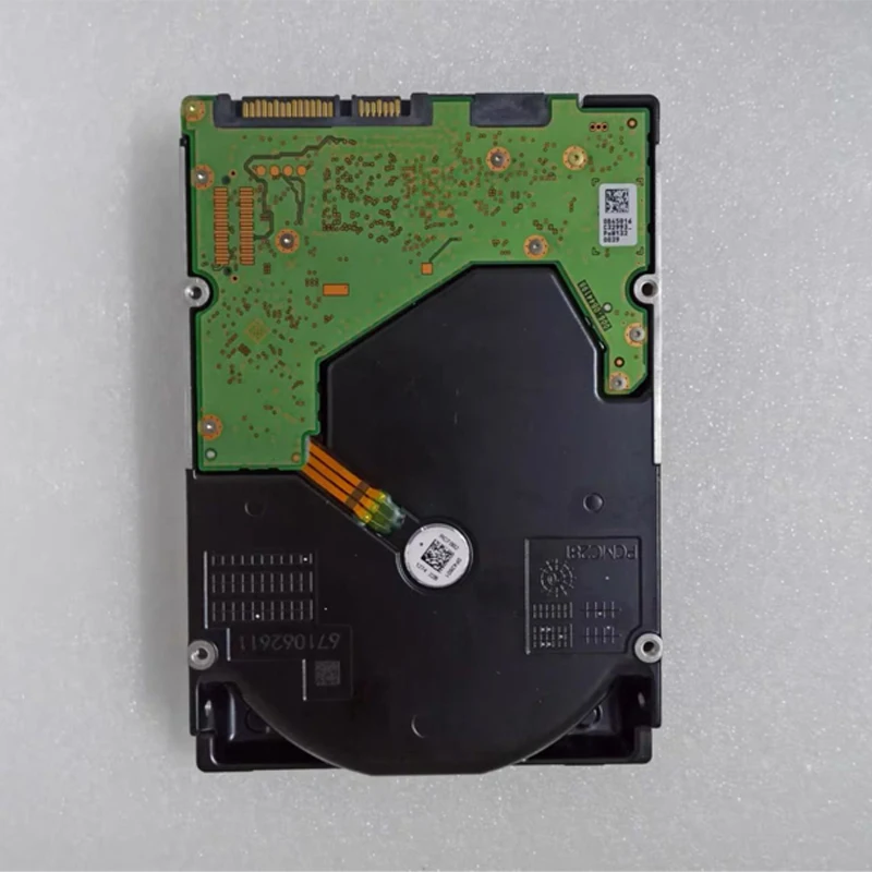 WD 18TB WUH721818ALE6L4 Desktop SATA Monitor NAS Server hard disk 3.5 inch 7.2K SATA Used