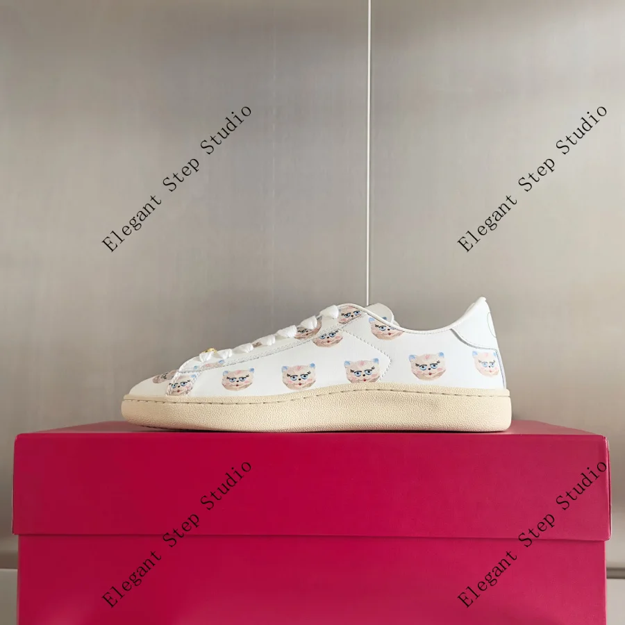 

Unisex Shoes Nappa Calfskin Sneakers Le Chat De La Cats Cherry Dog Pattern Royco