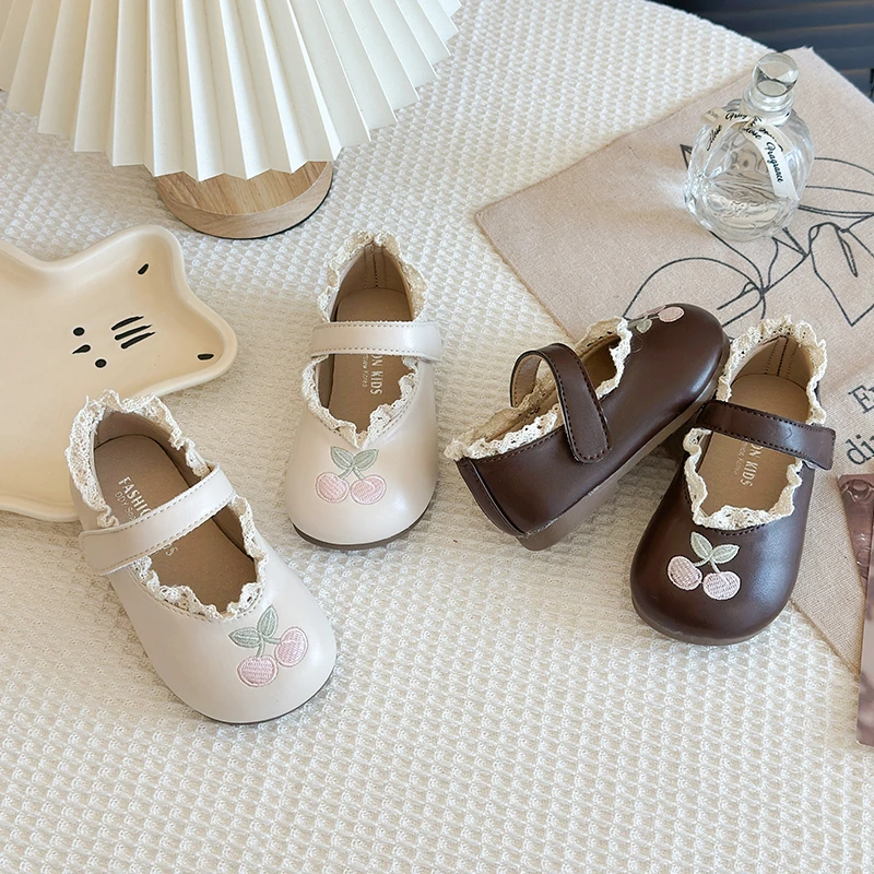 Girls Cute Embroidery Mary Jane Shoes 2026 New School Non-slip Children's Leather Shoes Wedding Party Kids Princess Flat Shoes
