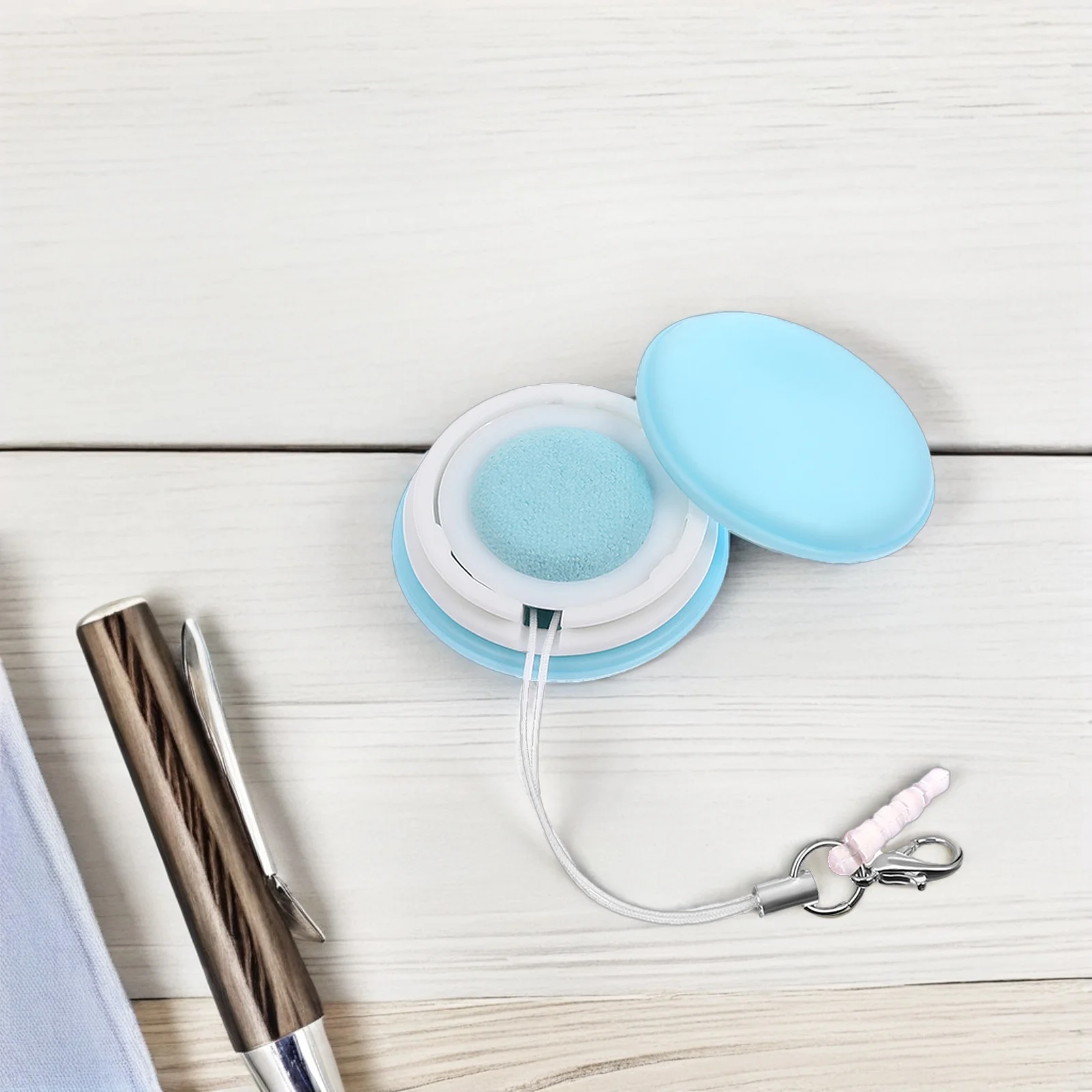 

4pcs Screen Cleaner Macaron: Dual Sided Microfiber Wipes For Phone Tablet Laptop Camera Lens Cleaning Portable Keychain Design