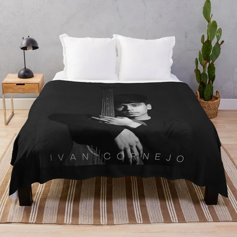 Ivan Cornejo alma vacia lovers Throw Blanket Hairys manga Blankets