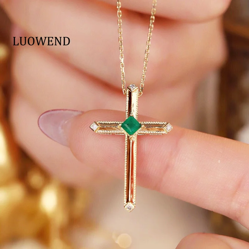 LUOWEND 100% 18K Yellow Gold Necklace Elegant Cross Pendant Shiny Diamond Natural Emerald Necklace for Women High Birthday Gift