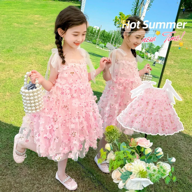 

Girls' Summer Dress2025New Stylish Girl's Five-Leaf Peach Blossom Dress Sweet Floral Strap Mesh Dress