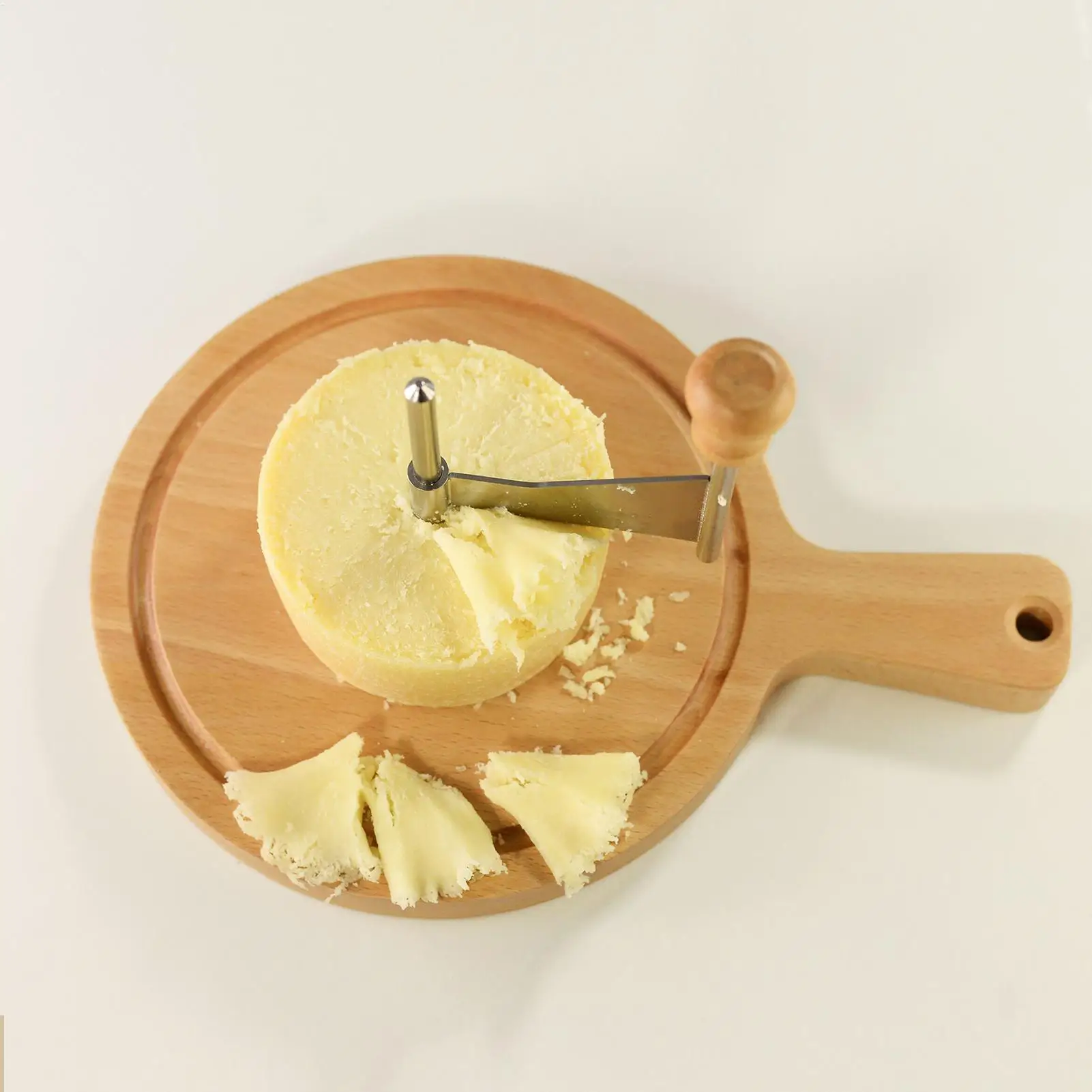 

Колесо для бритвы для сыра из нержавеющей стали с устройством для удаления сердечника, деревянная основа, бигуди для бритвы для сыра, для выпечки шоколадного десерта, кондитерских изделий