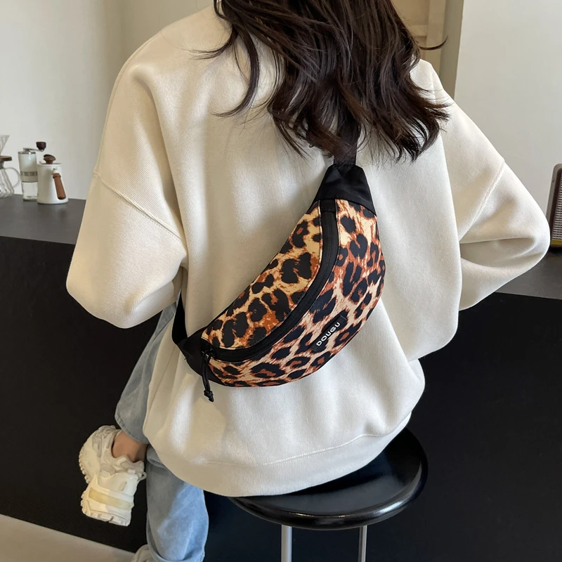 Leopard Nylon Waist Packs Youth High Quality Crossbody Bags for Women 2024 Fashion Brand Simplicity Hot Sale Bolso Mujer