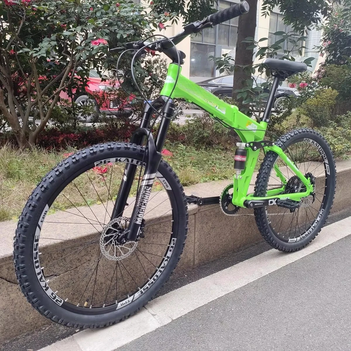 

26/27.5-inch Folding Mountain Bikes with 11-speed Gears - for Adults and Students Suitable for Outdoor Off-road Mountain Biking