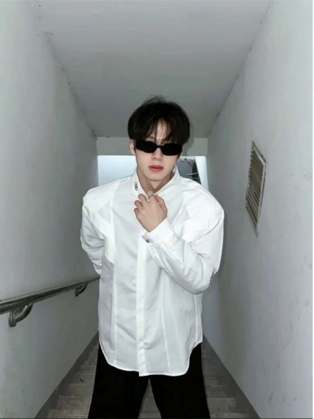 

Мужская рубашка с длинным рукавом и воротником-стойкой, свободного кроя, осенняя верхняя одежда, молодежный тренд, из полиэстеровой смеси