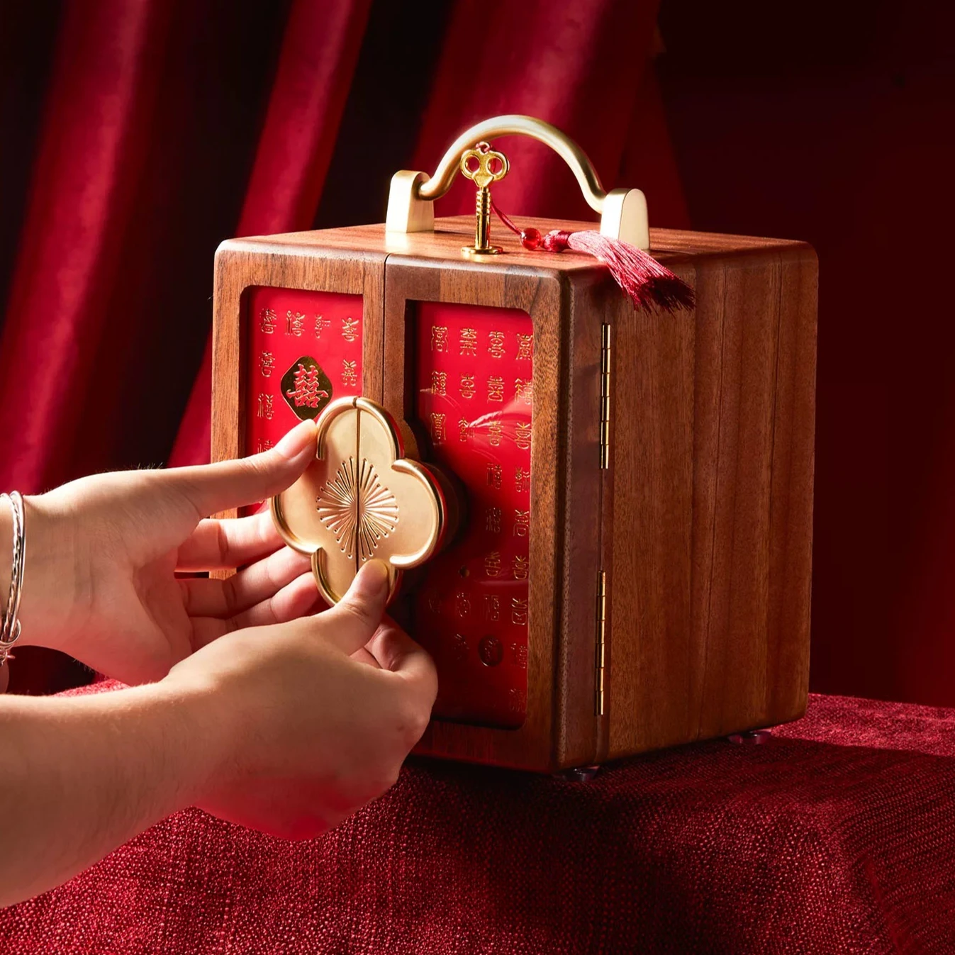Solid Wood Jewelry Box Large Capacity with Lock Wedding Gift for Bride Bridesmaid Storage Organizer