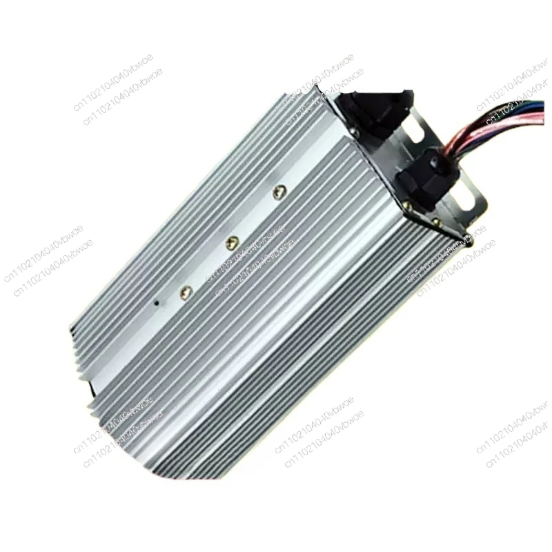 

Подходит для трехколесного контроллера, 48 В постоянного тока, бесщеточный двигатель, электромобиль, мощный вектор, четырехколесный прямоугольный синусоидальный сигнал