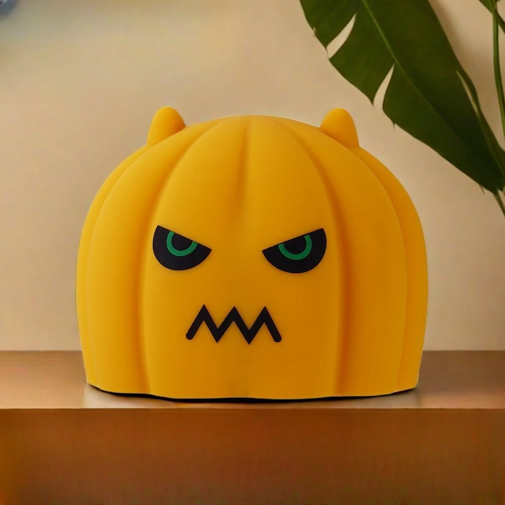 

Creative cartoon pumpkin silicone pat light night light ambient light bedroom bedside USB charging sleep companion night light