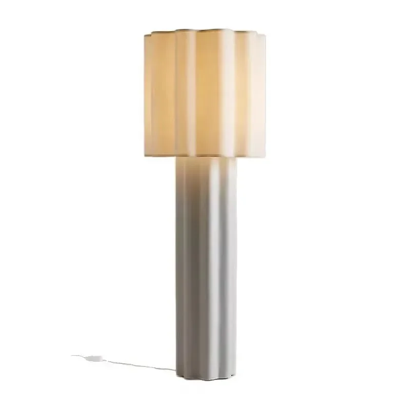 Personalized petal creative vertical floor lamp living room bedroom villa B & B hotel lamps