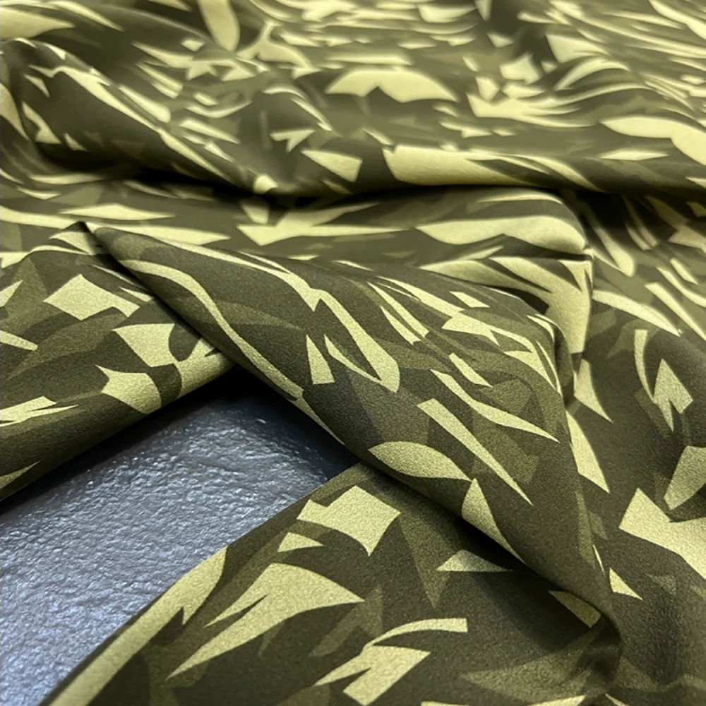 

Эластичный шелковый креп с принтом CISULI, 18 мм, ширина 140 см, материал из 100% чистого шелка, ткань или рубашка и платья