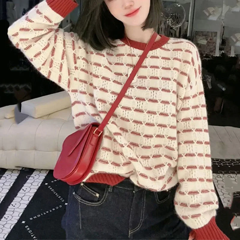 New Autumn and Winter Fashion Trend Lazy Round Neck Color Matching Versatile Loose Western Style Slim Women\'s Knitted Sweater