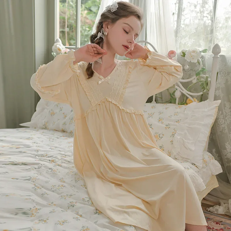 Vintage Autumn Sexy Long Sleeve Nightdress Sweet Cotton Loose Nightgown Cute Princess Sleepwear Nightwear Fairy Lace Night Dress