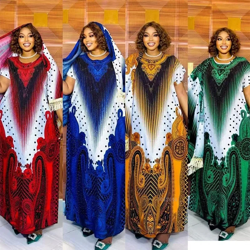 2026New الملابس النسائية الأفريقية رداء كبير فستان مسلم طويل تقديم الطباعة الحفر الساخن الحرفية فستان كبير الحجم + الحجاب