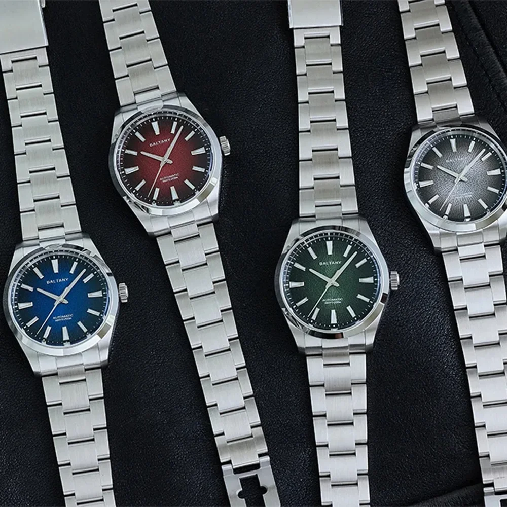 

Baltany 39MM Automatic Mechanical Watches NH38 BGW9 Luminous 20Bar Stainless Steel Bracelet 3D Smoked Dial Sports Watch for Men