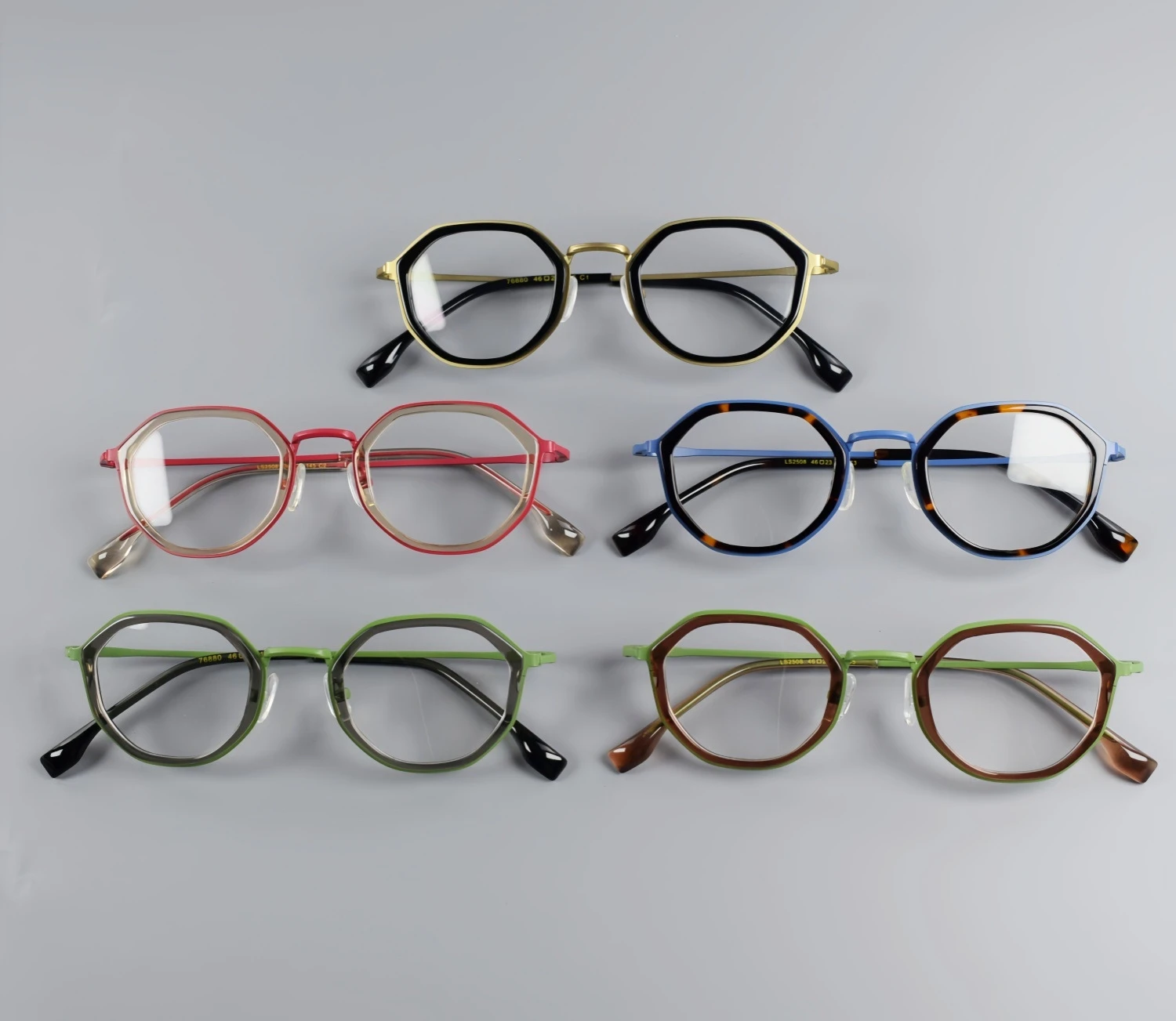 

Ретро-очки из ультралегкого чистого титана для мужчин, модель 2508, с многоугольной оправой для женщин, можно сочетать с очками по рецепту.