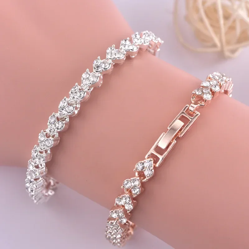 

Luxury Roman Crystal Bracelet for Women Bridal Jewelry Heart Chain Bracelets Rhinestone Bangle Wedding Bracelet
