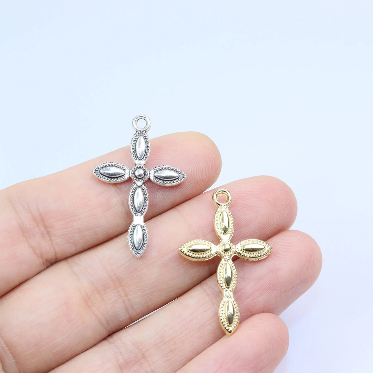 Eruifa 10pcs Cross Zinc Alloy Charms Pendant For Necklace Jewelry Handmade DIY 2 Colors