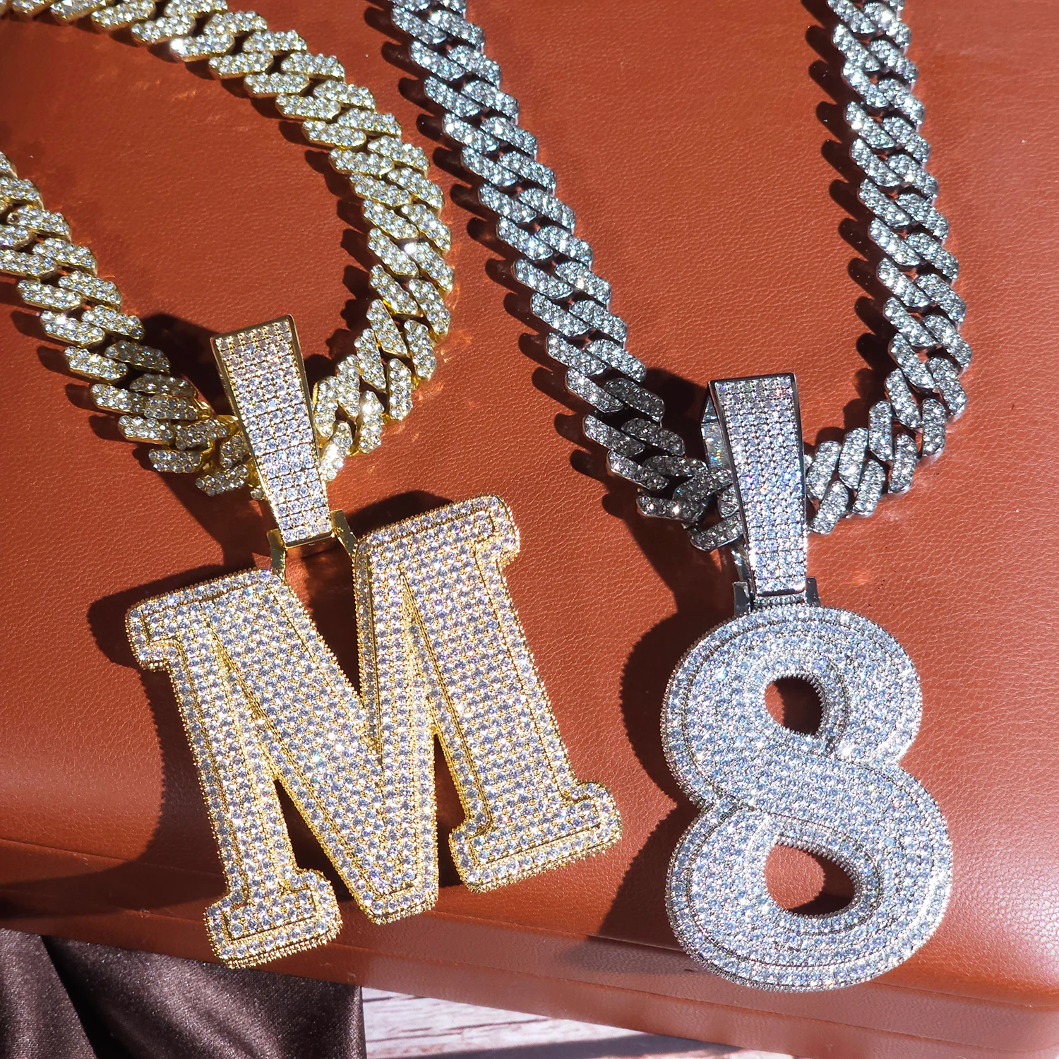 Customized Big Letter A~Z/1~0 Necklace Full Mirco Paved Cubic Zirconia Pendant Cuban Link Chain Fashion Custom Jewelry Gift