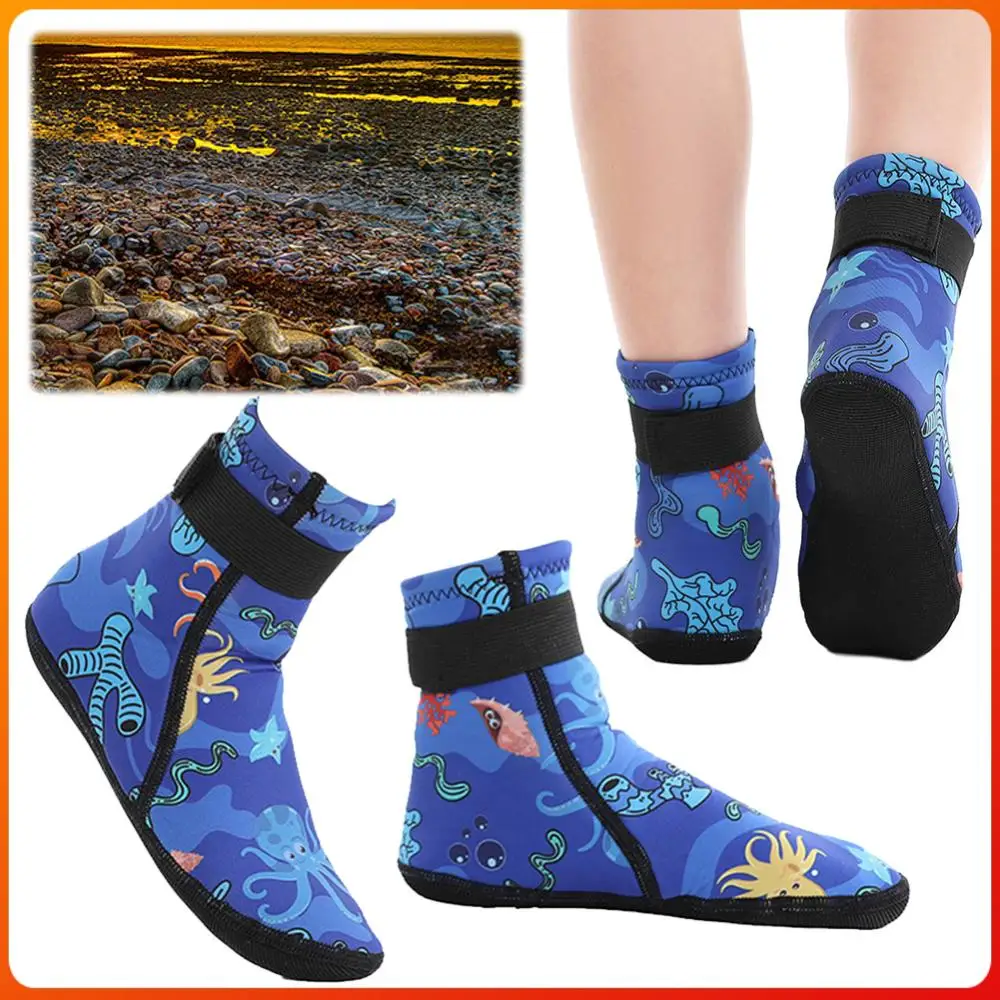 Kids Neoprene Water Socks Beach Socks Anti-slip Toddlers Diving Socks Adjustable Snorkeling Boots Keep Warm for Diving Surfing