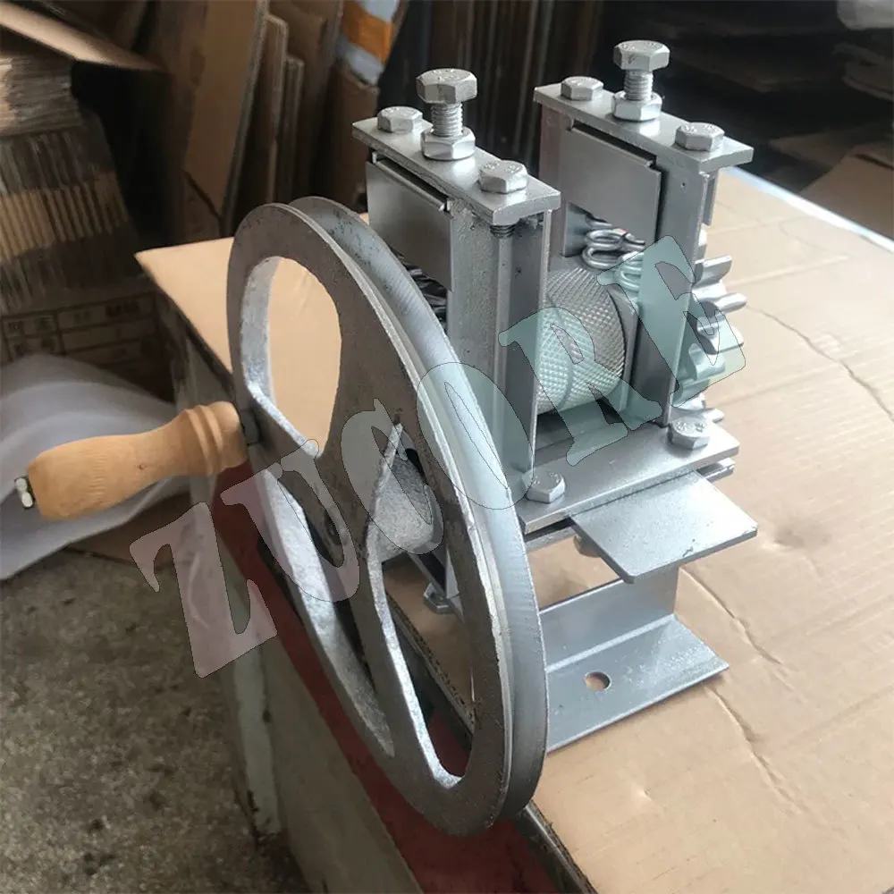 Small Bamboo Strip Slitter Layering Machine Bamboo Strip Separation Machine Manual Strip Breaking Machine