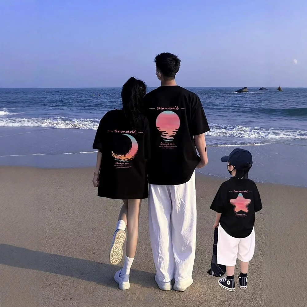 

Модные футболки с коротким рукавом для родителей и детей, летние семейные комплекты, одежда для отца, матери, дочери и сына, детское боди