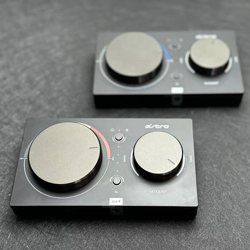 

Game headset USB sound card controller