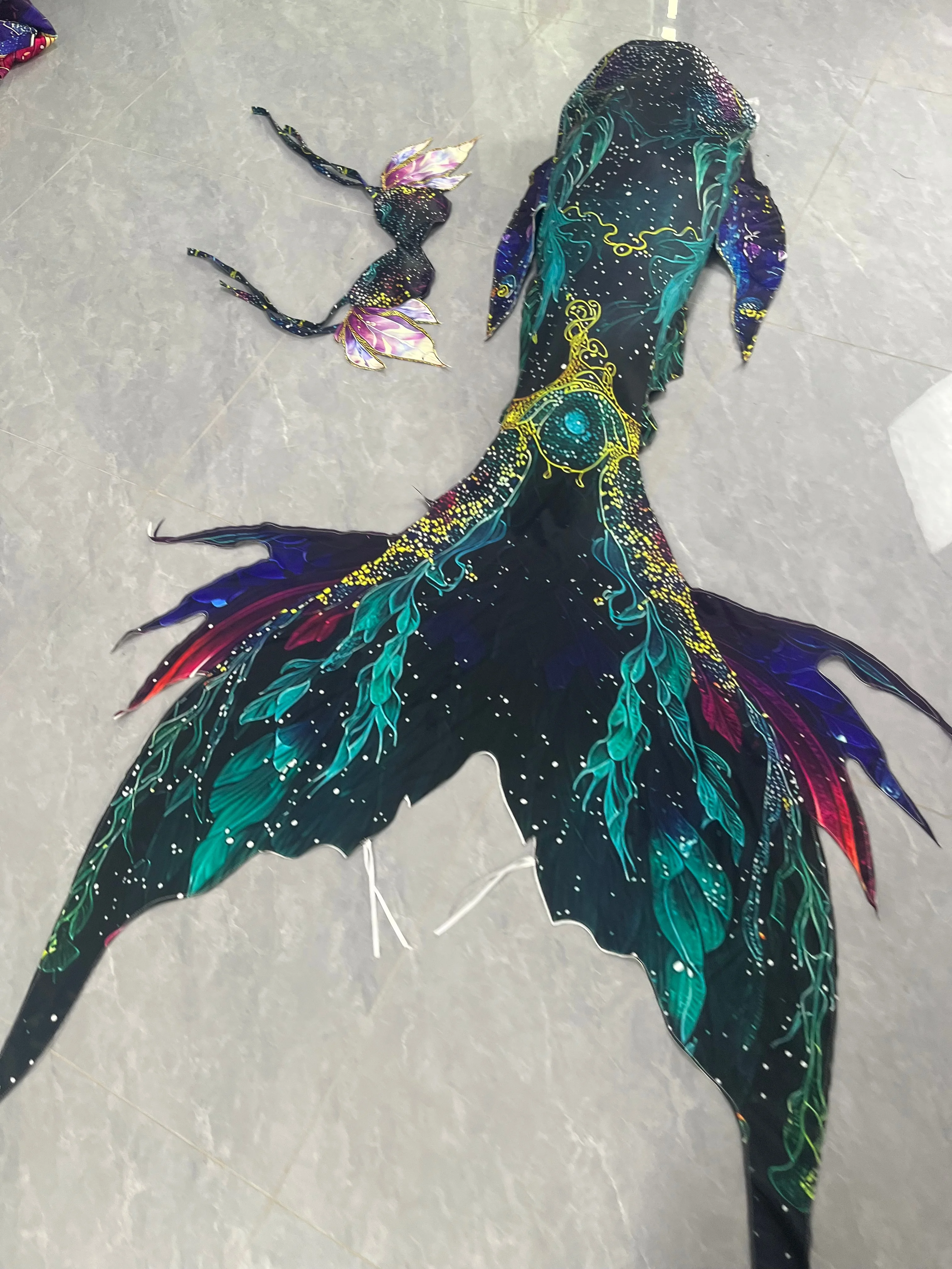 

Dark Green Adult Mermaid Large Fish Tail Summer Seaside Vacation Travel Photo Mermaid Costume