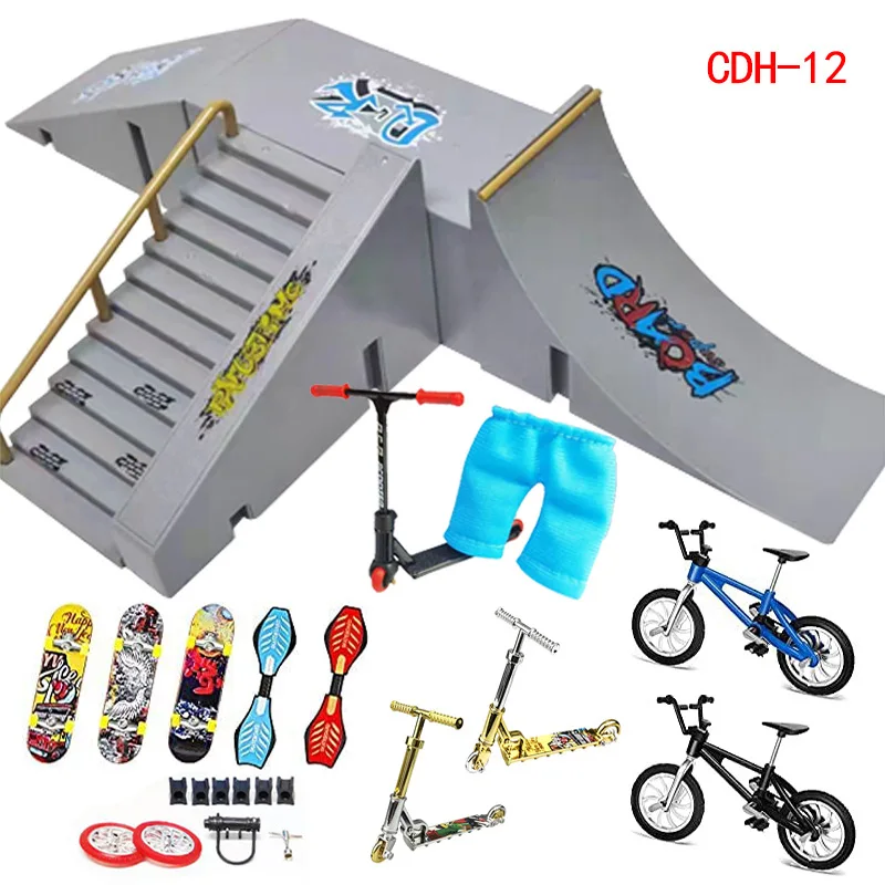 Novelty Toy Junior Finger Skateboarding Venue Ramp Set Skateboarding Park Alloy Finger Bicycle Scooter Scooter for Children