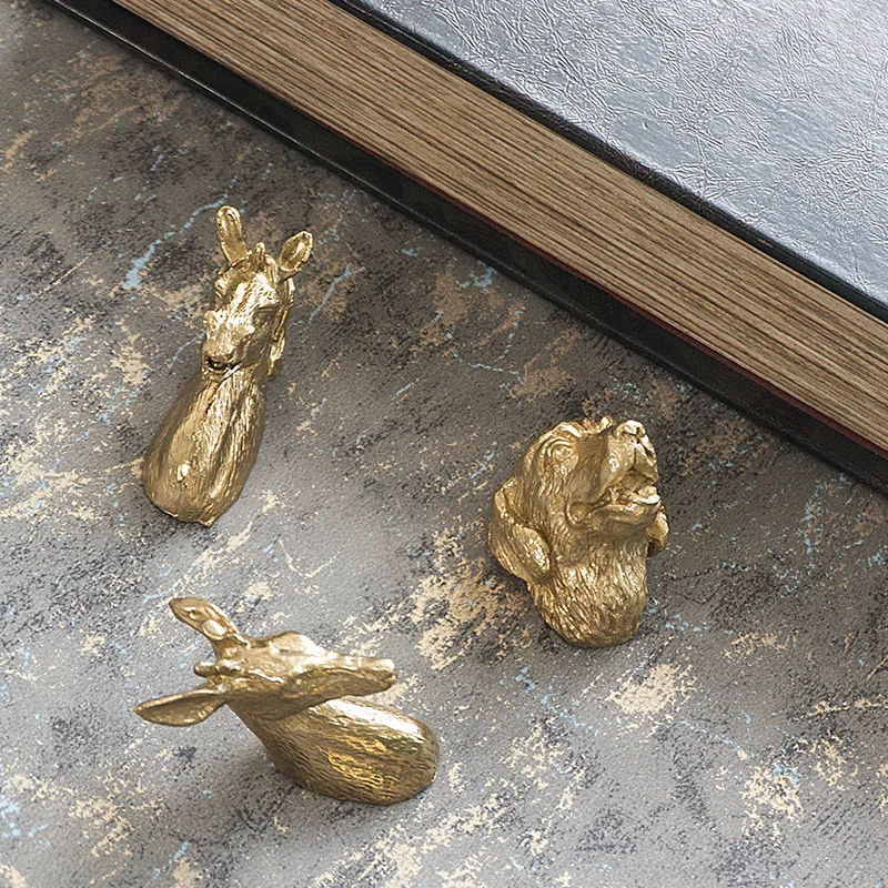 Light Luxury Brass Animals Head Shaped Handles and Knobs Wall Hook Cabinet Handle Drawer Pulls Decor Furniture Hardware