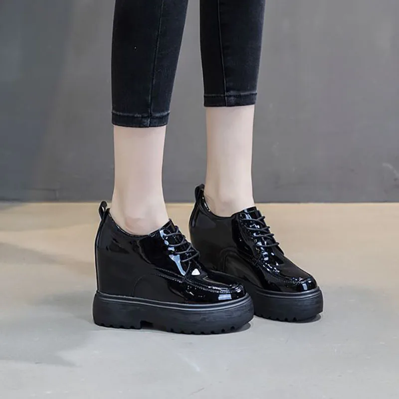 XMWRLW جلد طبيعي النساء الخريف الشتاء أحذية موضة كعب مخفي 11 سنتيمتر الإناث أسود أبيض أحذية رياضية النساء الدافئة أفخم الأحذية