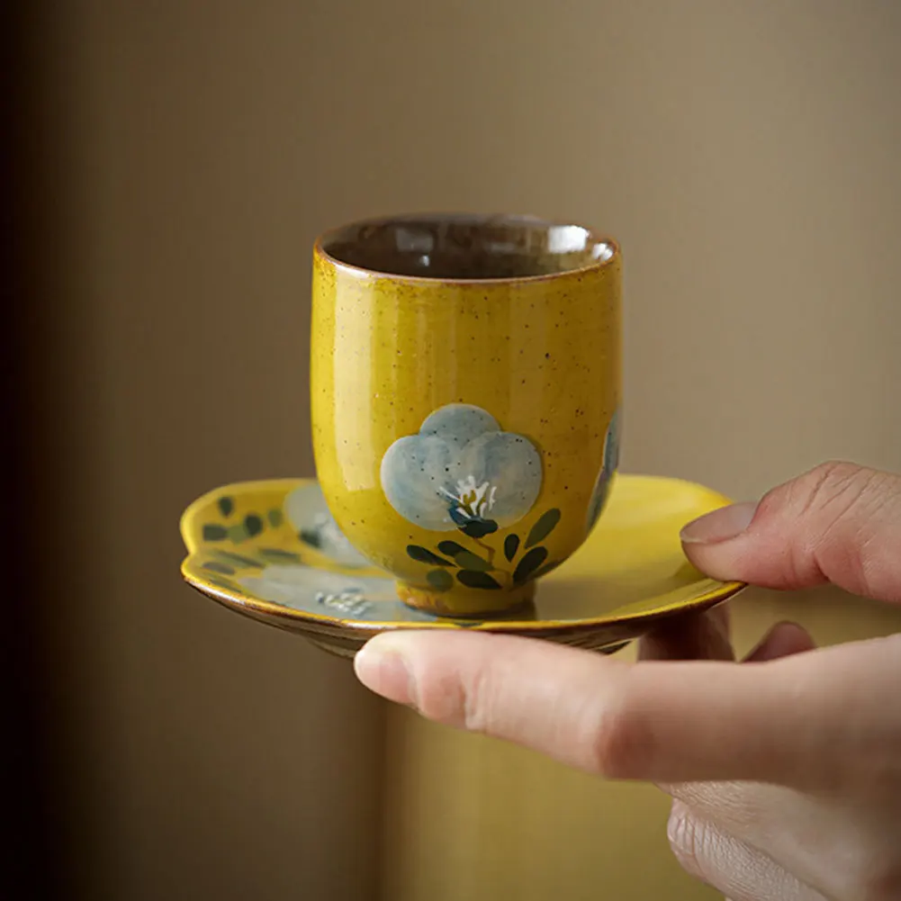 Japanische handgefertigte Tee Tasse Keramik Teetassen Kung Fu Tee Tasse Set kleine einzelne Tasse Klassische Kamellien Unterglasur Chinesische Tee Becher Schüssel