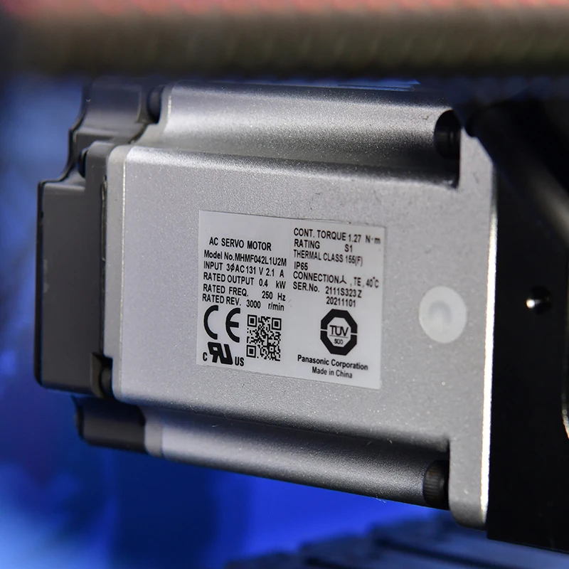 Mesin pilih dan tempel SMT untuk perakitan PCB dan jalur produksi LED 8 keuntungan nozel