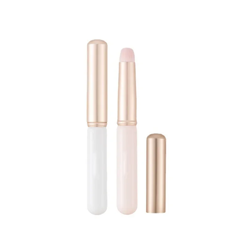 Make-up vlekken Concealerborstel Lipmake-uptool Draagbare mini-lippenstiftborstel met deksel Make-upborstel met ronde kop voor lippen