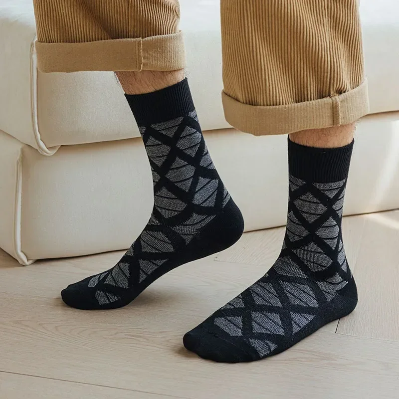 

Mens Plaid Socks Autumn Winter Fashion Knitting Cotton Long Socks Men Business Male Casual Harajuku Streetwear Sports Socks Sox