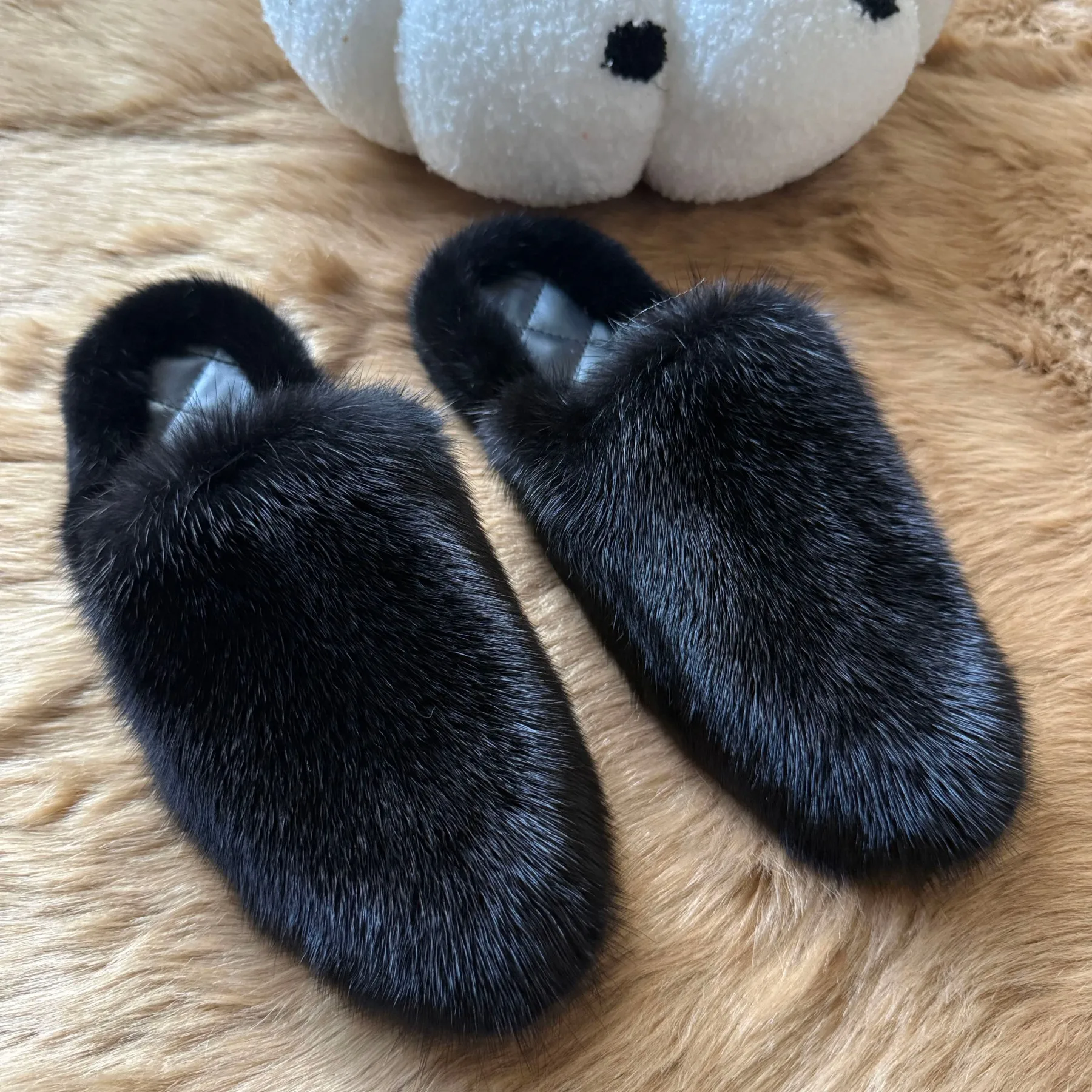 Winter 2026 Women's Black Mules Slippers Soft Sole Light Weight Comfortable Home Women Shoes Plush Warm Mink Fur Slides Clog