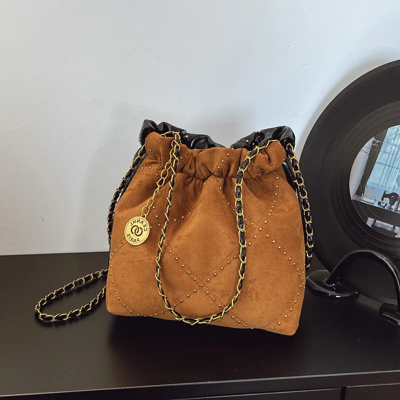 

2025 New Studded Crossbody Bag for Women, Luxury Chain Strap Shoulder Purse, Sophisticated Casual Handbag, Versatile & Chic​