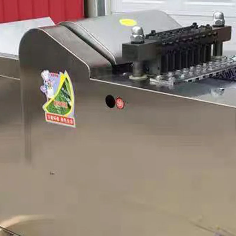 الصناعة التجارية آلة قطع مكعبات الدجاج المجمد آلة قطع شريحة لحم الدجاج آلة قطع نرد اللحوم المجمدة