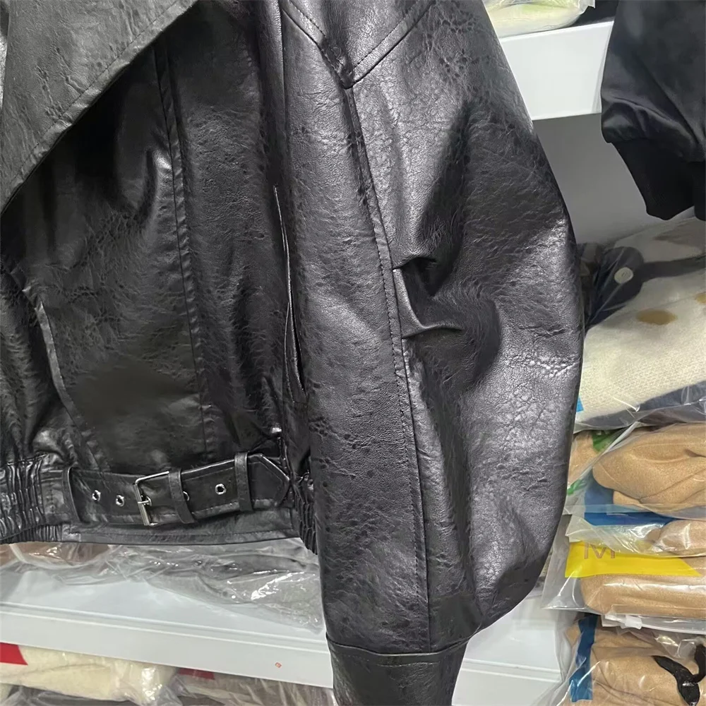 Nova moda feminina casual lapela manga comprida zíper decoração solta e versátil jaqueta de couro