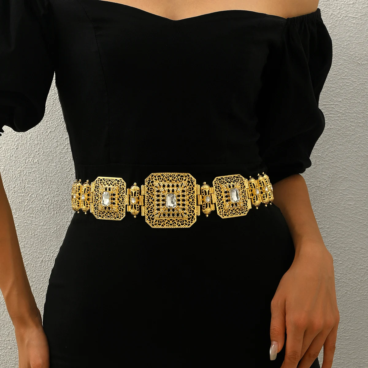 

Arab Bride Belt Jewelry Square Hollow Pattern Noble Style Zinc Alloy Gold Plated Wedding Dress Waist Chain Rope Chain