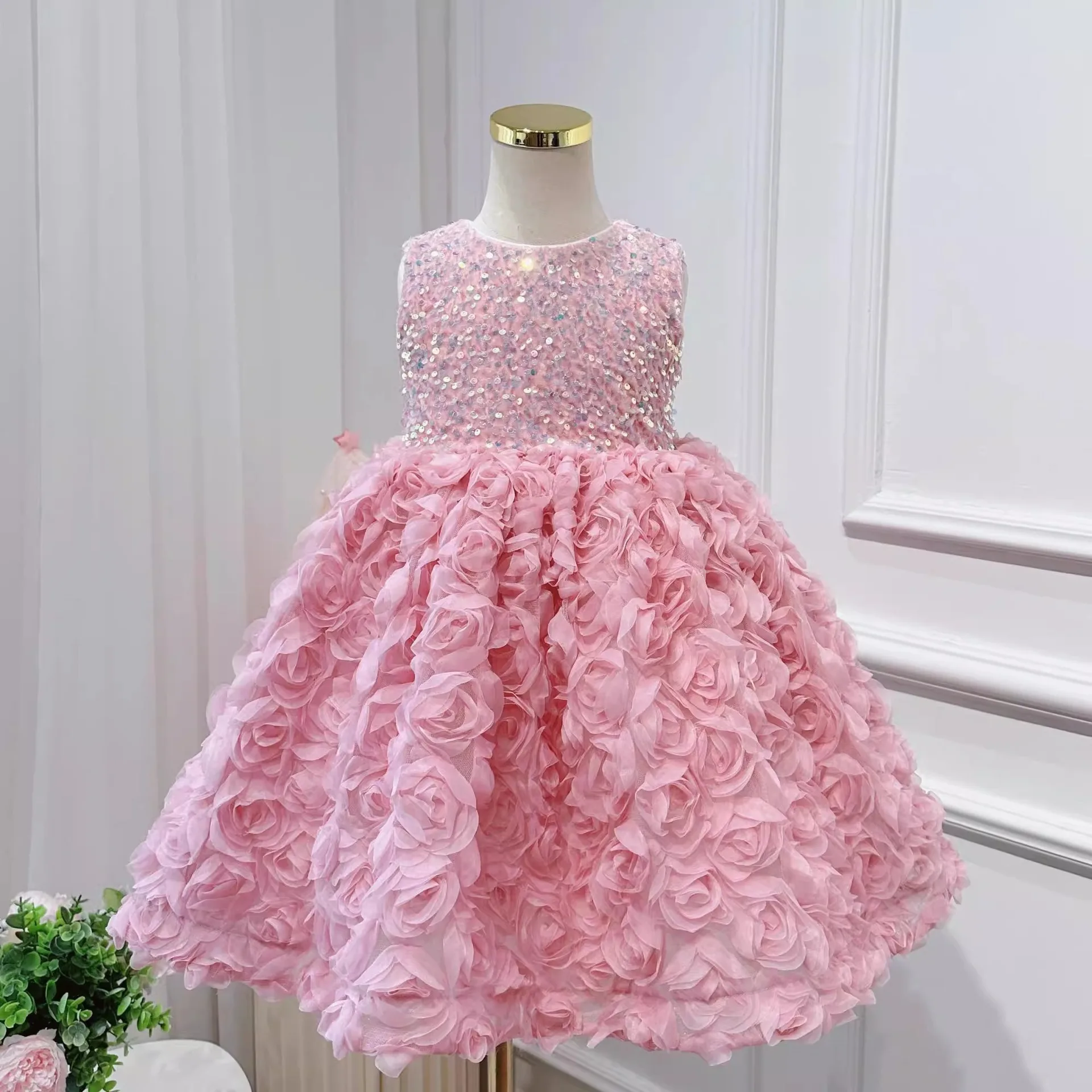 

Luxurious Girls Dresses Sleeveless Pink Roses Sequin Ball Gown Flower Girl dress For Wedding Birthday Party Pageant dress