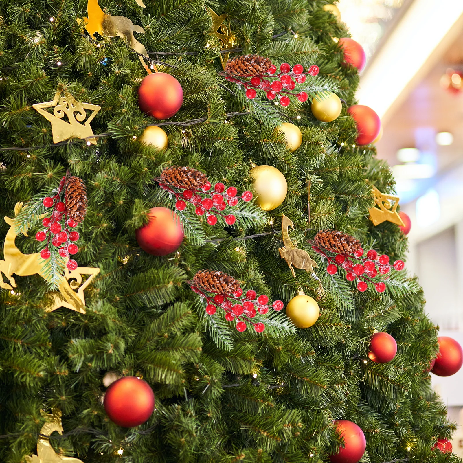 

10pcs Red Berries Pine Needle Cuttings Christmas Tree Decor Simulation Faux Pine Cones Artificial Branch Non-Fading