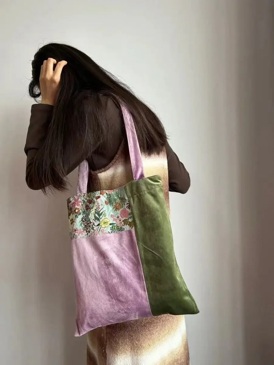 

2025 Velvet Patchwork Commuting Bag Niche Causal Tote Bags Women's Patchwork One Shoulder Handbag