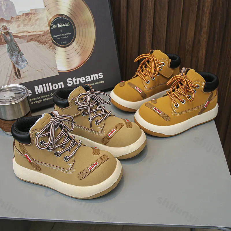 

Children High Top Shoes 2025 Autumn Winter New Girls Fashion Outdoor Non Slip Cotton Boots Lightweight Vintage Boys Short Boots