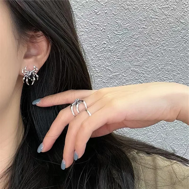 Women's Black Gothic Spider Zircon Drop Earrings
