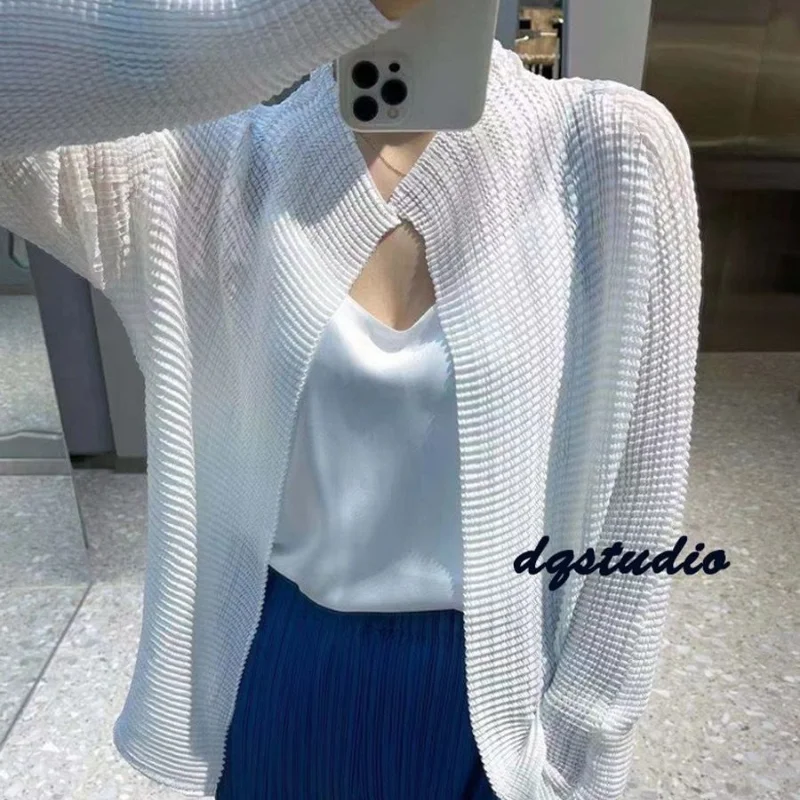 

2024 New Summer Streetwear Minimalist Fashionable Loose Fitting Long Sleeved Blouses Solid Color Hollow Out Women's Shirt Top