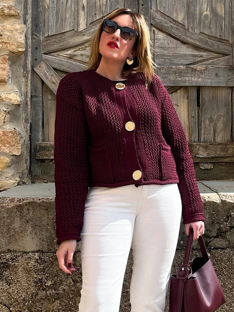 TRAFZA Elegant Women Loose Knitted Cardigan 2024 Woman Wine Red O-Neck Long Sleeves Pocket Single Breasted Design Sweater