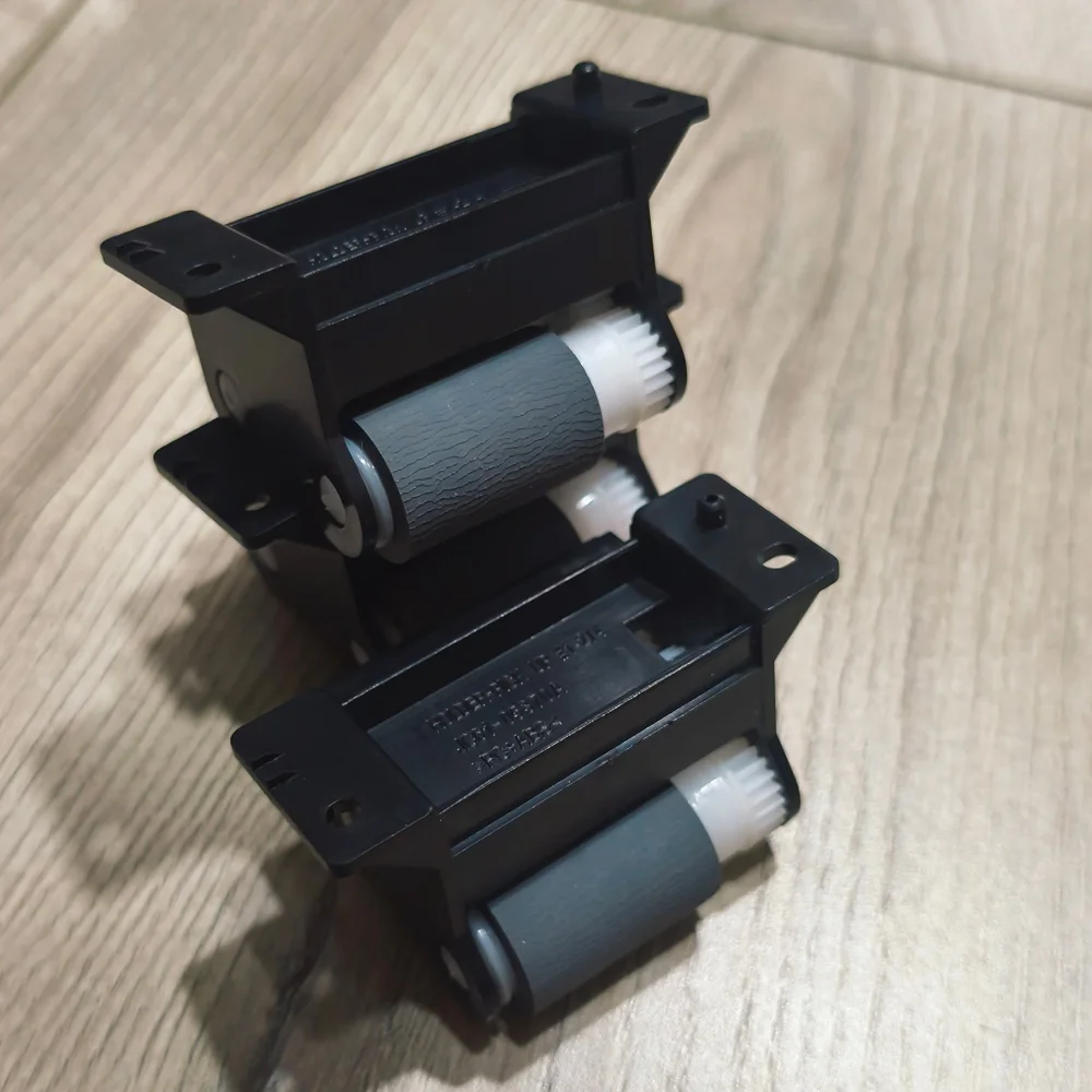 

1X JC93-00673A Ролик подачи захвата для SAMSUNG C1810 C1860 C2620 C2670 C2680 C3010 C3060 CLP415 CLP475 CLP680 CLX4195 CLX6260