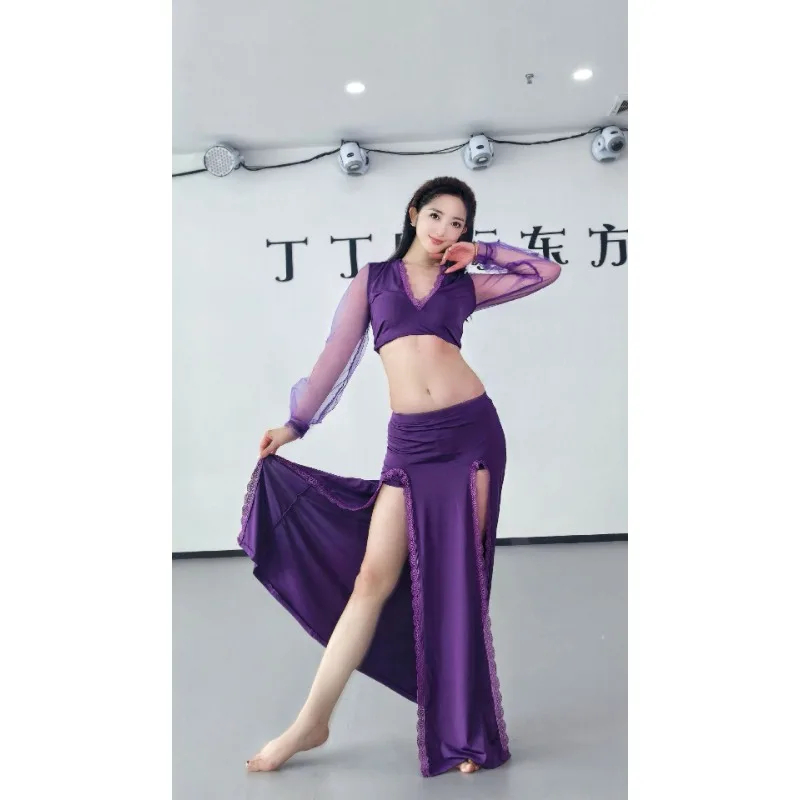 

customized belly dance costumes practice outfit with lace and lace large V-neck mesh sleeves and double slit skirt